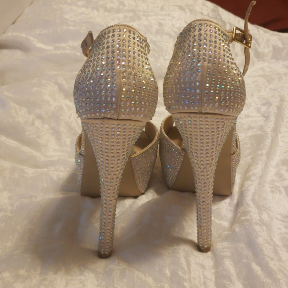 Beautiful Multi Colored Iridescent Rhinestone Heel - image 6